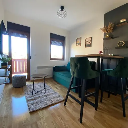 Zlatiborika Spa&lux アパート